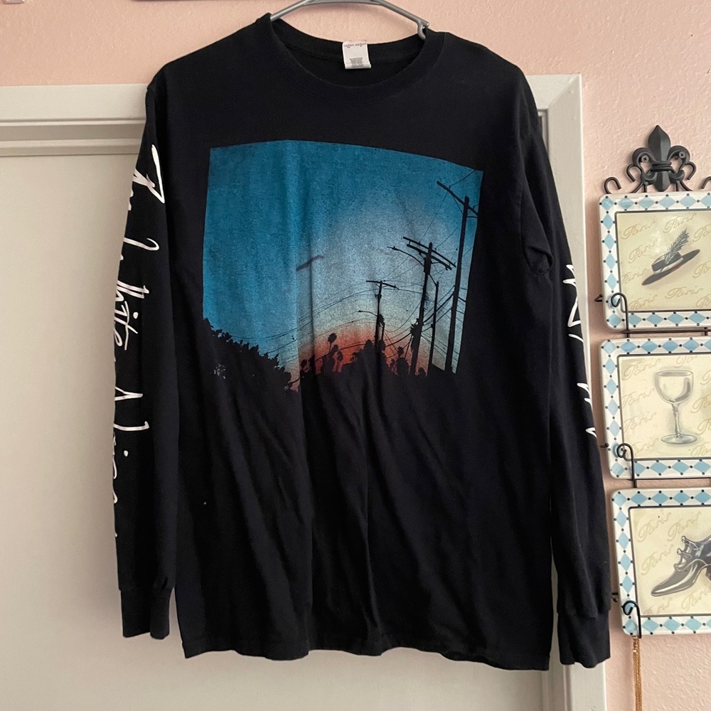 The White Noise shirt